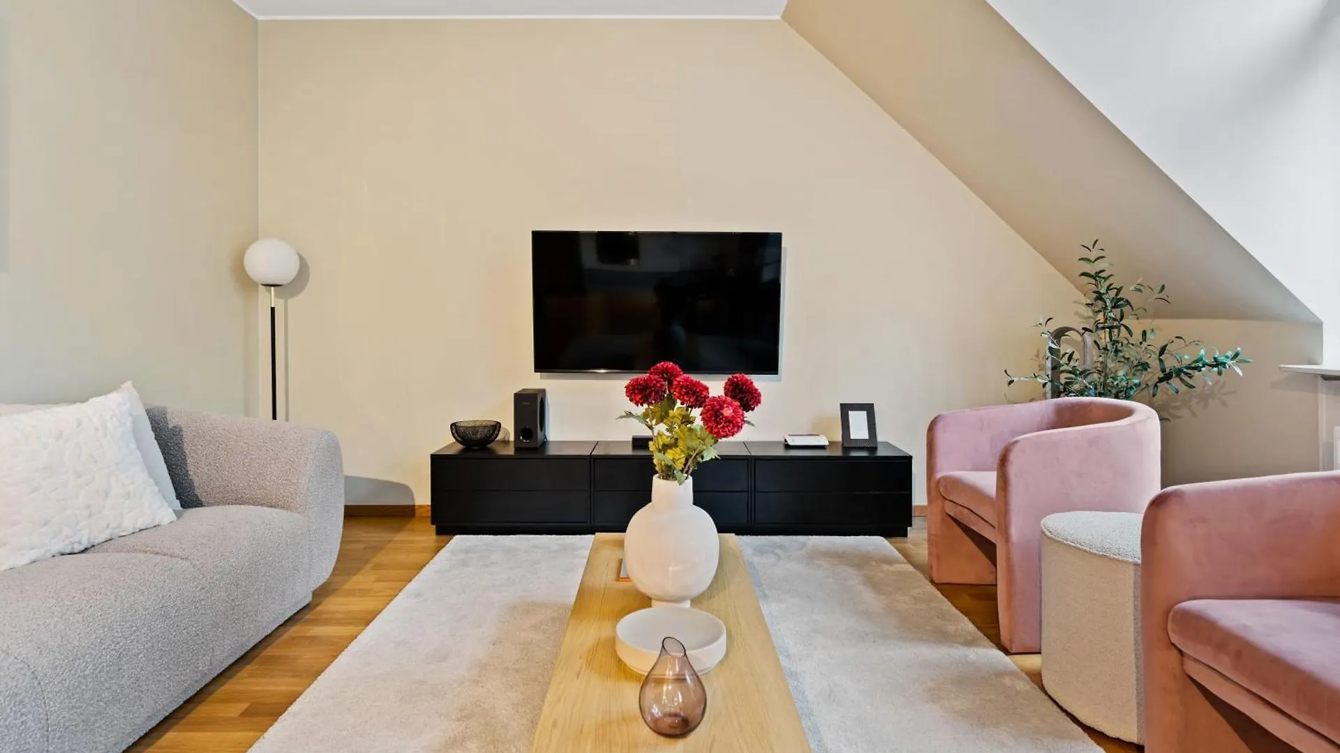 Chic 2Br Stay In Luxembourg With Free Parking Luxembourg