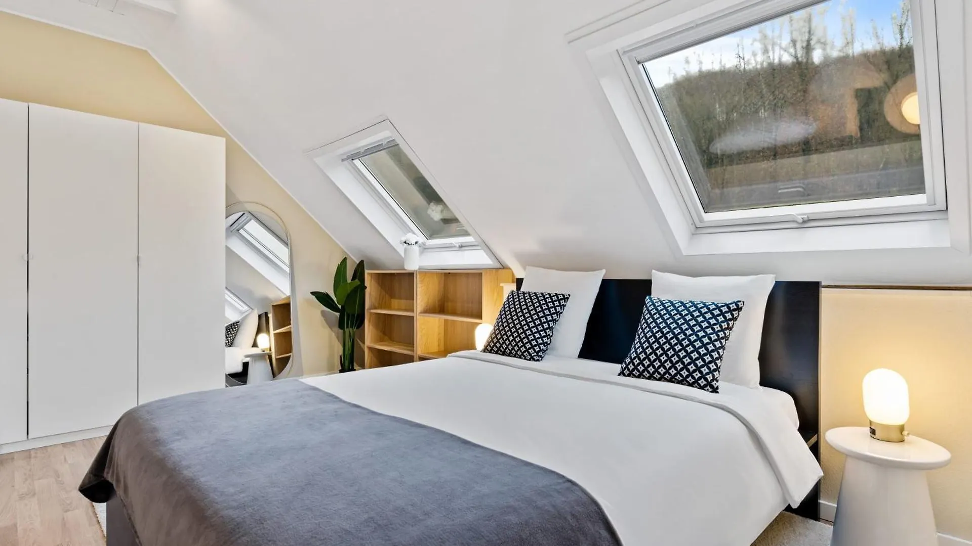 Apartment Chic 2Br Stay In Luxembourg With Free Parking