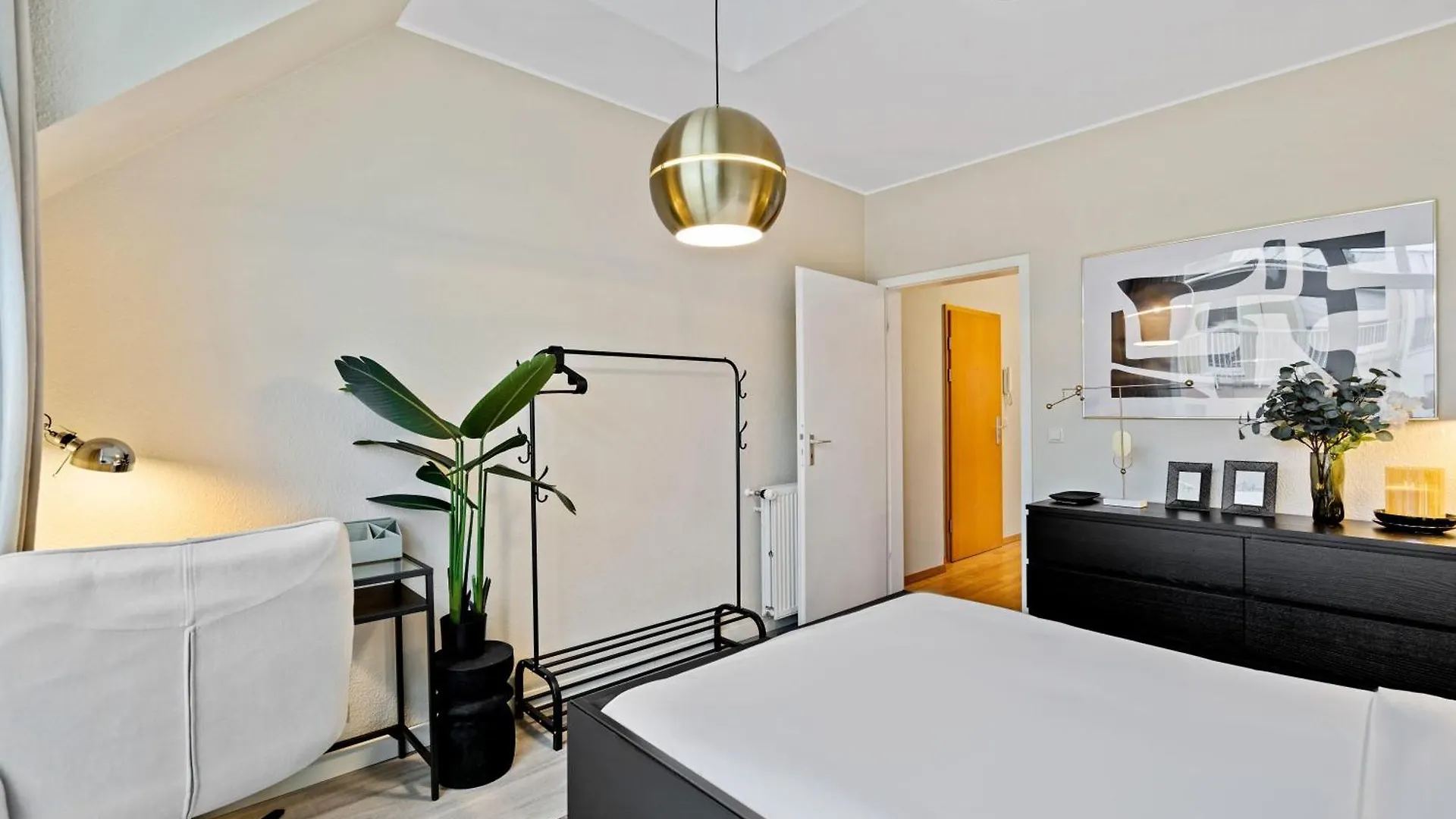 Chic 2Br Stay In Luxembourg With Free Parking